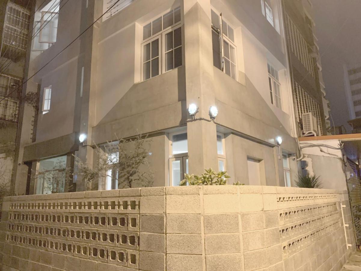 Spring Guest House Tainan Buitenkant foto