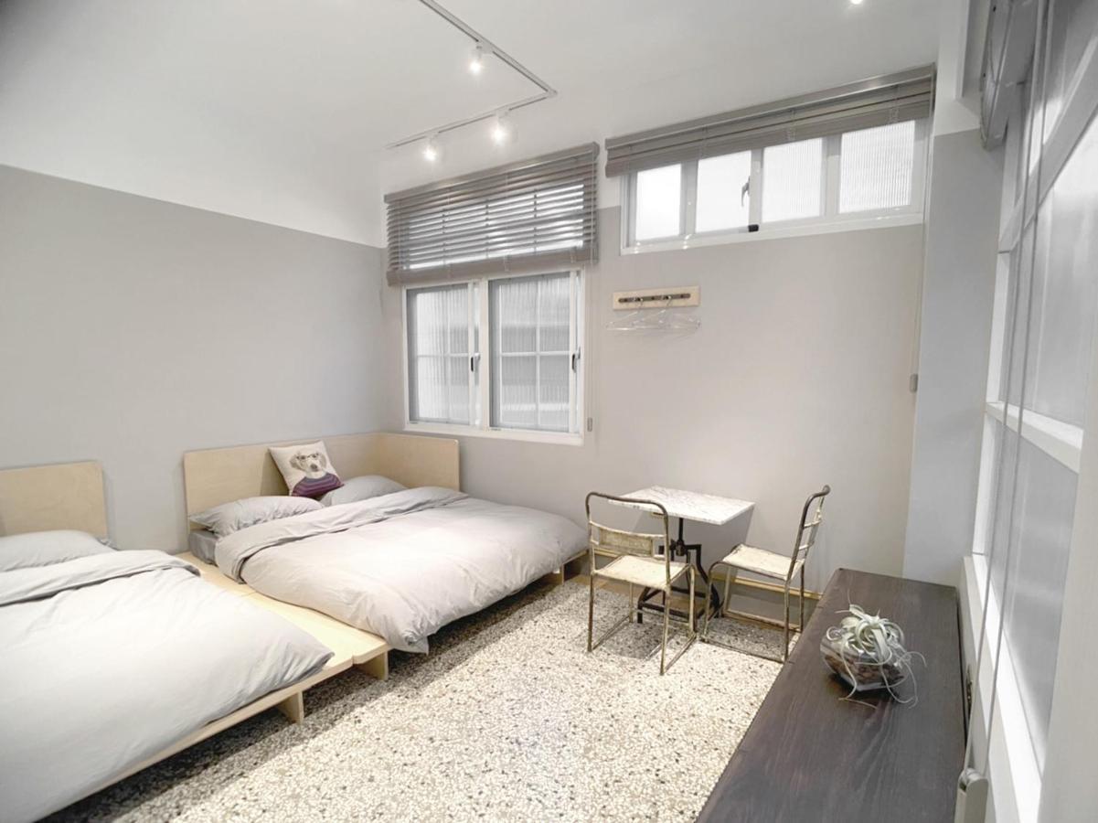 Spring Guest House Tainan Buitenkant foto