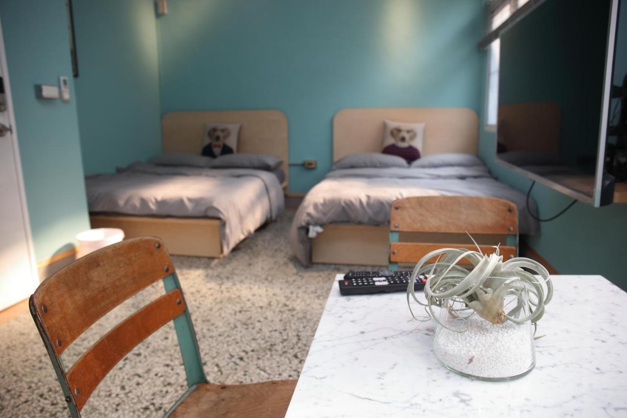 Spring Guest House Tainan Buitenkant foto